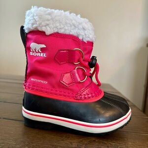 Sorel Hot Pink Toddler Size 8 Snow Boots